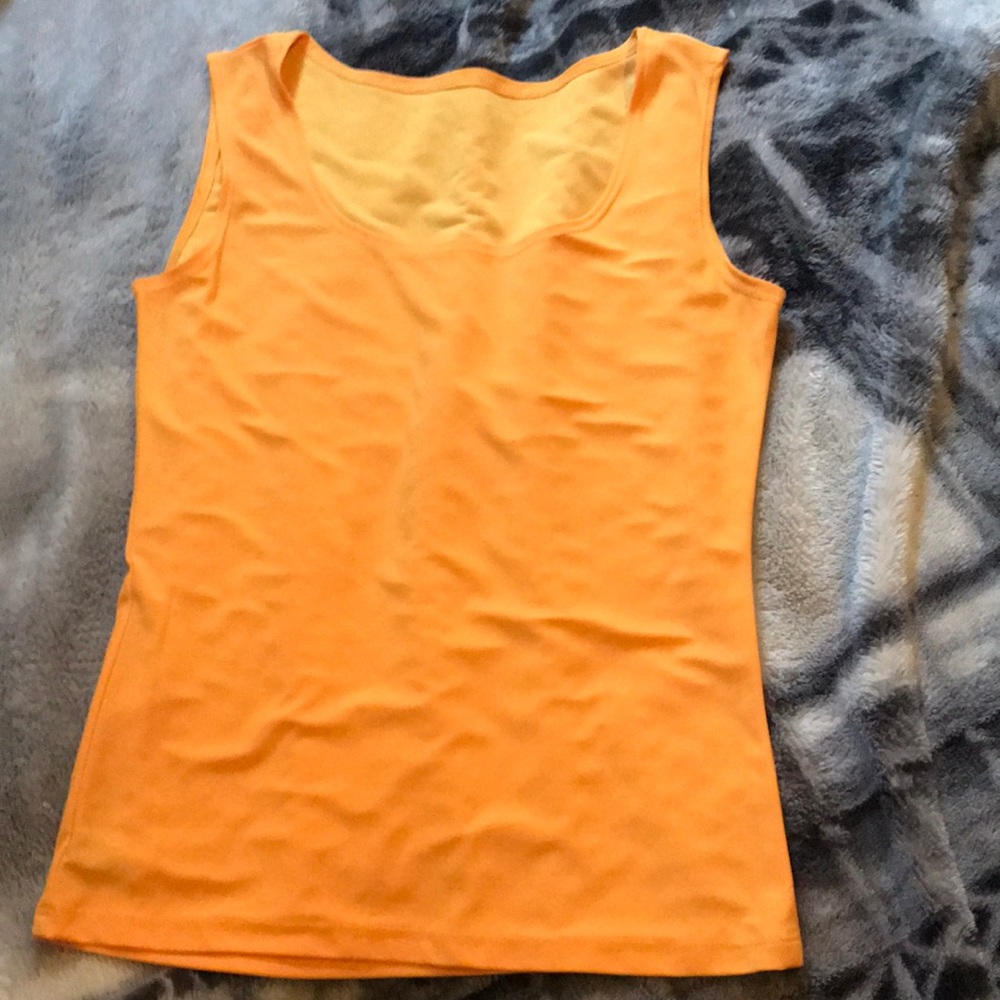 Loose tank top never worn